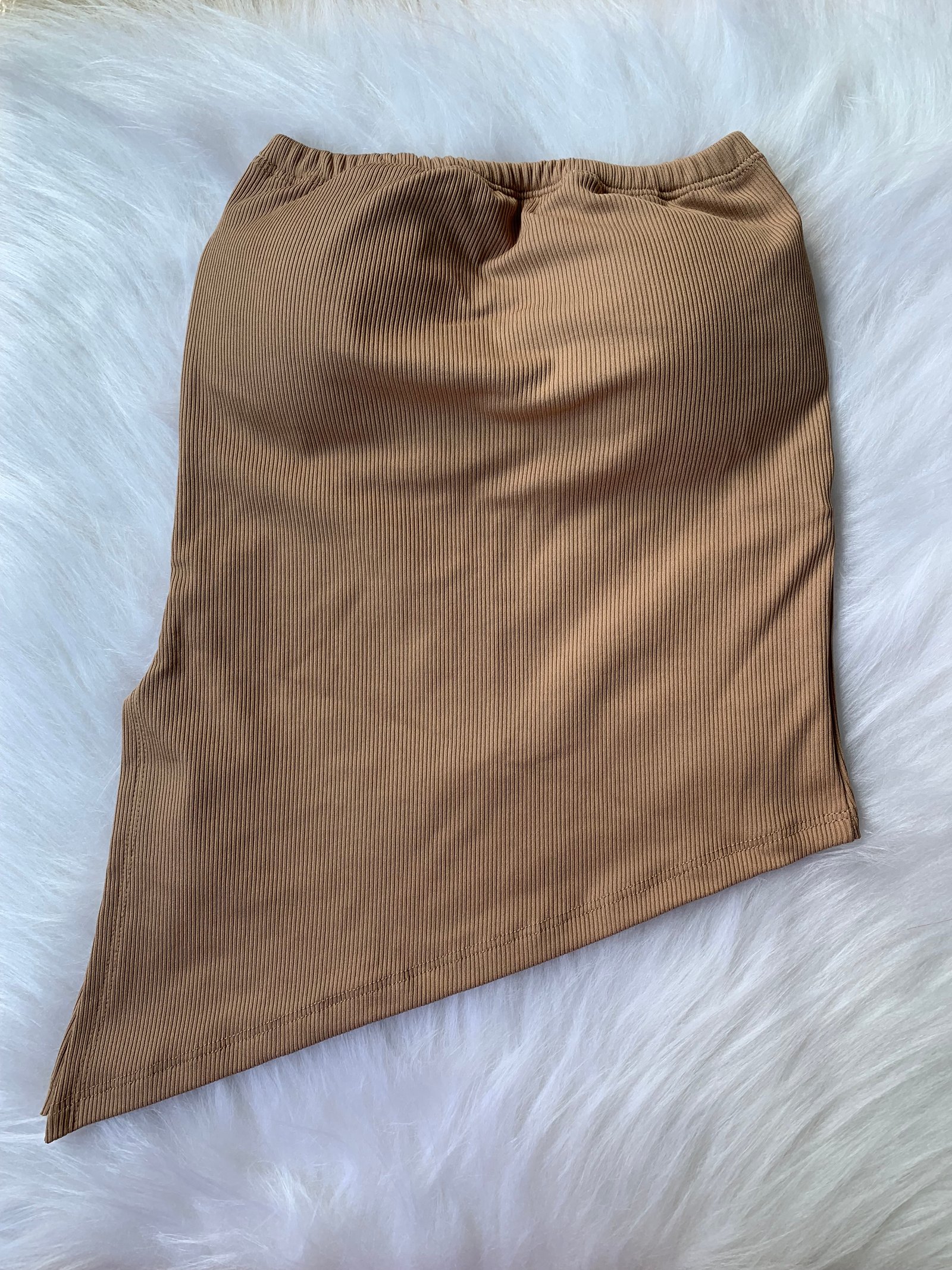 BLUSA TOMARA QUE CAIA🤎