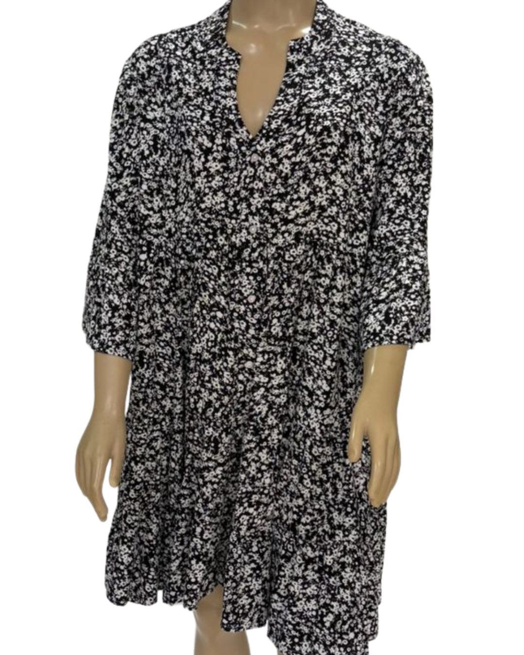 Vestido Casual Estampado com fundo preto (TAM M)