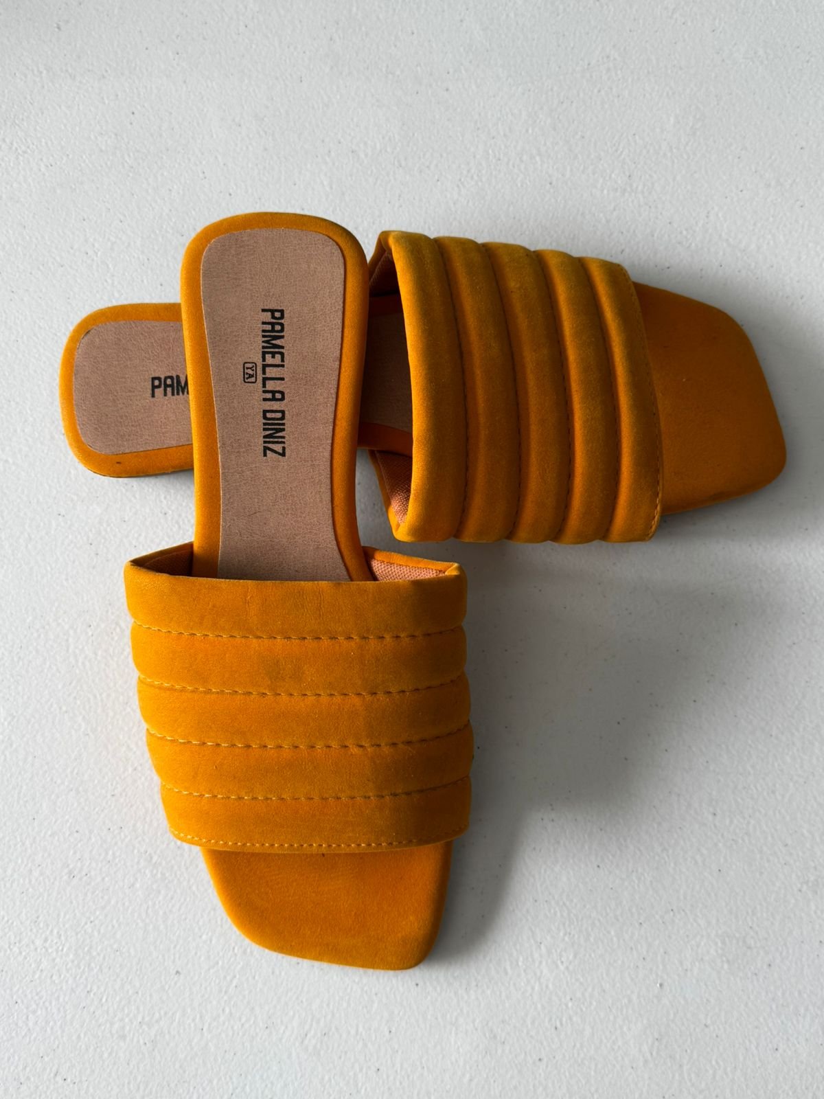 RASTEIRINHA PAMELLA DINIZ AMARELA (TAM 37)