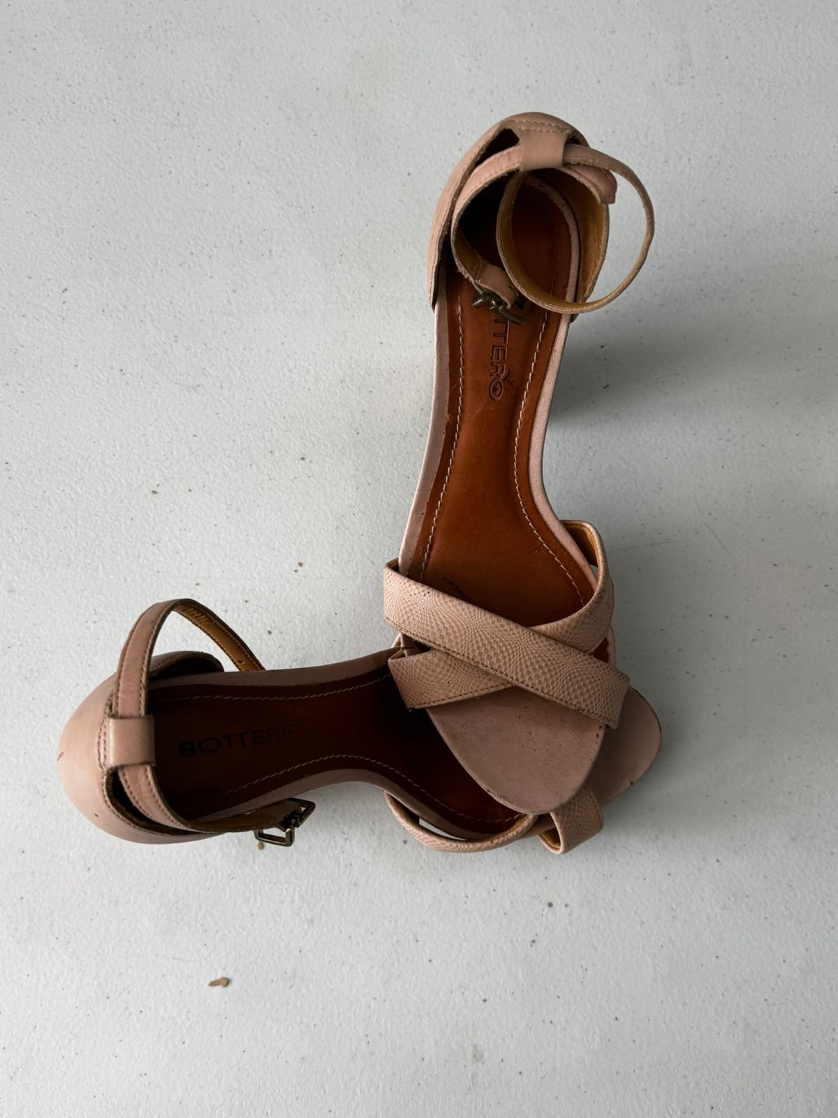 SANDALHA BOTTERO ROSA (TAM 36)